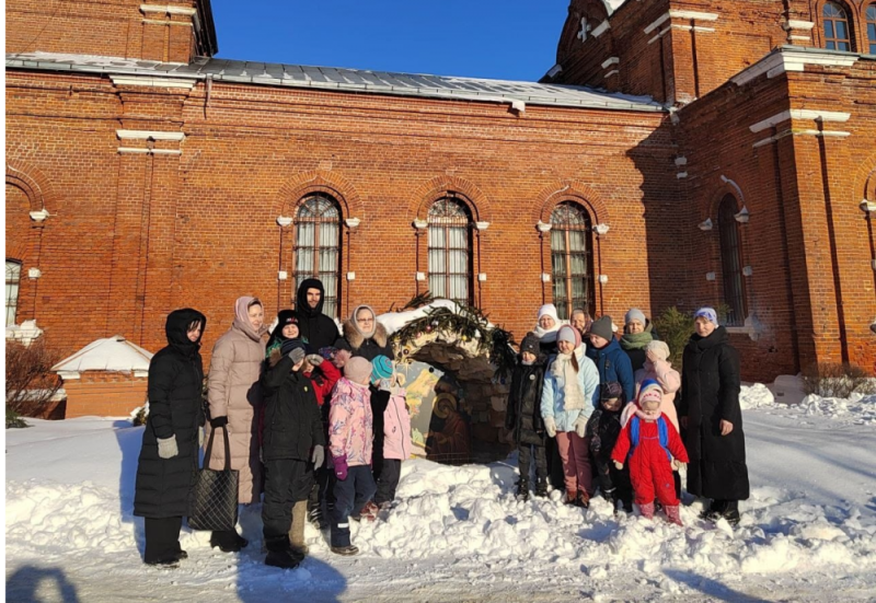 Православный выходной: зарайские школьники отправились в д. Рожново по приглашению священника