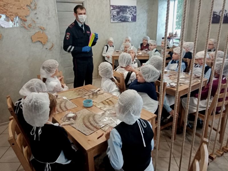 Сотрудники Зарайской Госавтоинспекции провели мероприятие для школьников, посвященное безопасности в осенне-зимний период
