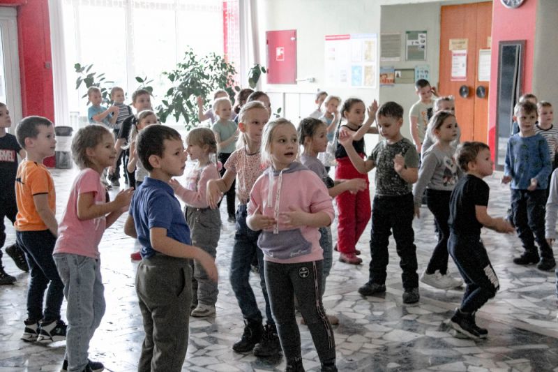 В Центре досуга «Победа» города Зарайска прошла мульт-дискотека для детей «Забавные мультяшки».