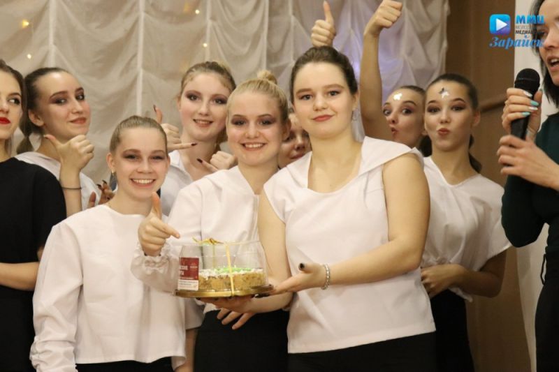 В Гололобовском СДК прошло яркое событие - IV территориальный любительский конкурс «STARDANCE» для молодежи.

