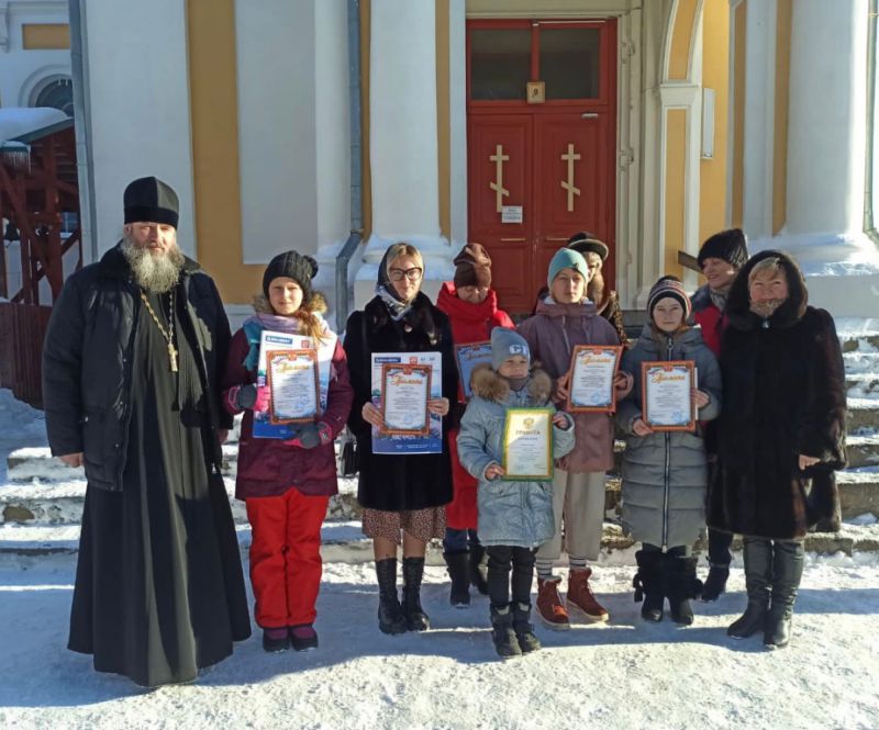 В Иоанно-Предтеченском соборе прошло награждение победителей и призеров конкурсов, организованных в рамках проведения XIX Рождественских образовательных чтений