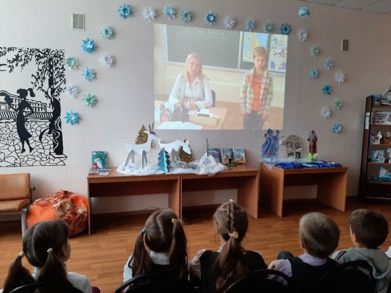 В Зарайской детской библиотеке прошла познавательно-игровая программа «Книжный Ералаш»