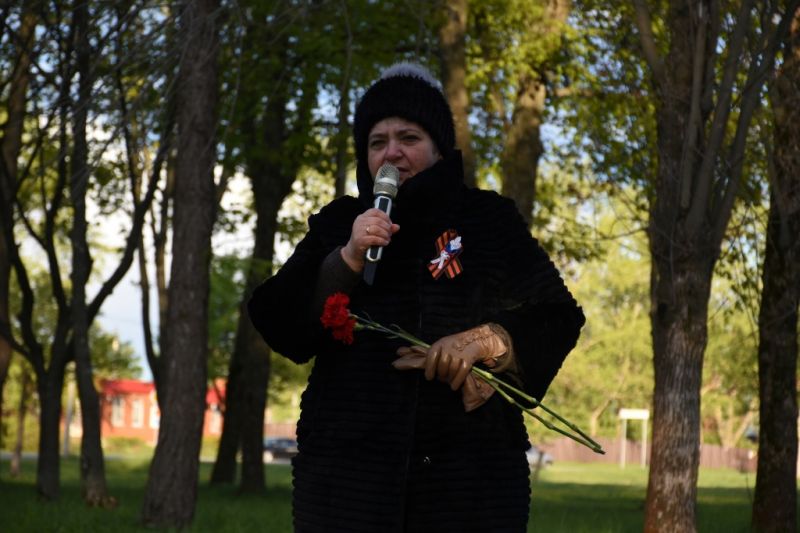 В сквере рядом с городским кладбищем Зарайска состоялась традиционная акция «Свеча памяти»